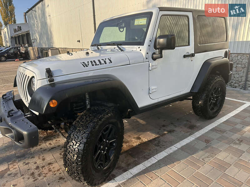 Внедорожник / Кроссовер Jeep Wrangler 2016 в Киеве фото 3 Внедорожник / Кроссовер Jeep Wrangler 2016 в Киеве