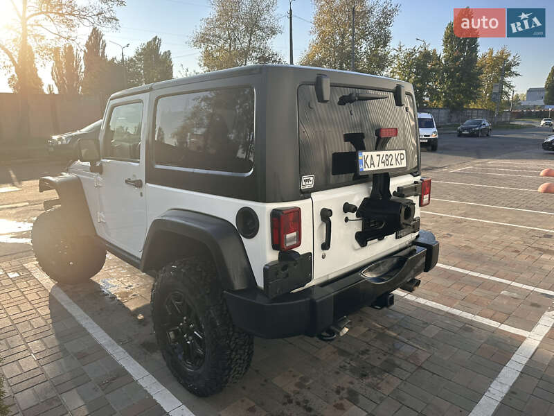 Внедорожник / Кроссовер Jeep Wrangler 2016 в Киеве фото 33 Внедорожник / Кроссовер Jeep Wrangler 2016 в Киеве