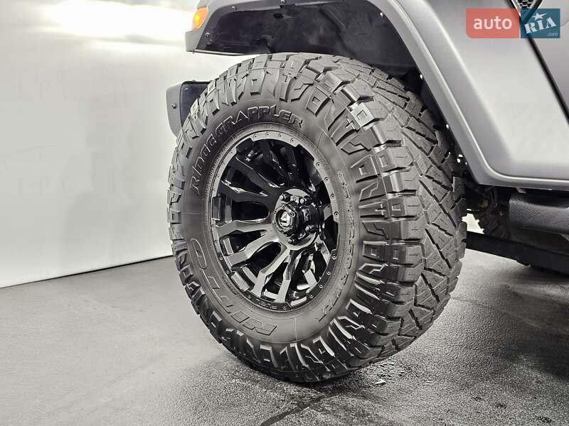 Внедорожник / Кроссовер Jeep Wrangler 2021 в Киеве