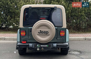 Внедорожник / Кроссовер Jeep Wrangler 2000 в 