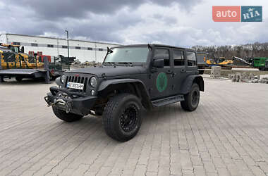 Позашляховик / Кросовер Jeep Wrangler 2014 в Києві