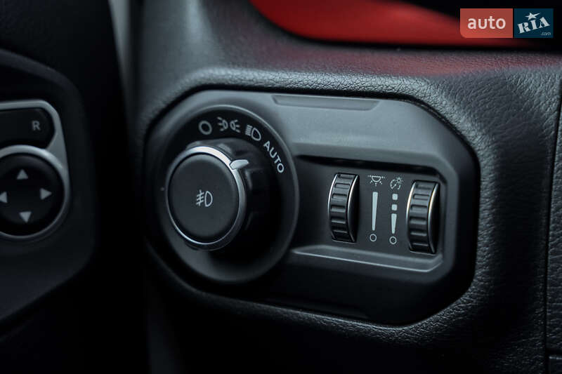 Внедорожник / Кроссовер Jeep Wrangler 2020 в Черновцах