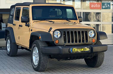 Внедорожник / Кроссовер Jeep Wrangler 2013 в Ивано-Франковске