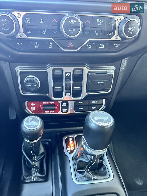 Внедорожник / Кроссовер Jeep Wrangler 2020 в Киеве фото 13 Внедорожник / Кроссовер Jeep Wrangler 2020 в Киеве