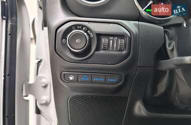 Внедорожник / Кроссовер Jeep Wrangler 2022 в 
