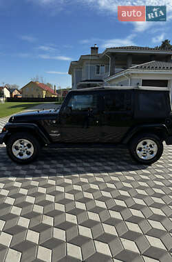 Позашляховик / Кросовер Jeep Wrangler 2013 в 