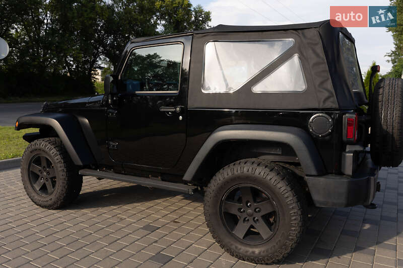 Позашляховик / Кросовер Jeep Wrangler 2017 в Львові