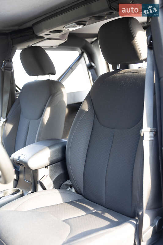 Позашляховик / Кросовер Jeep Wrangler 2017 в Львові