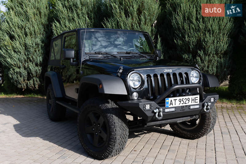 Позашляховик / Кросовер Jeep Wrangler 2017 в Львові