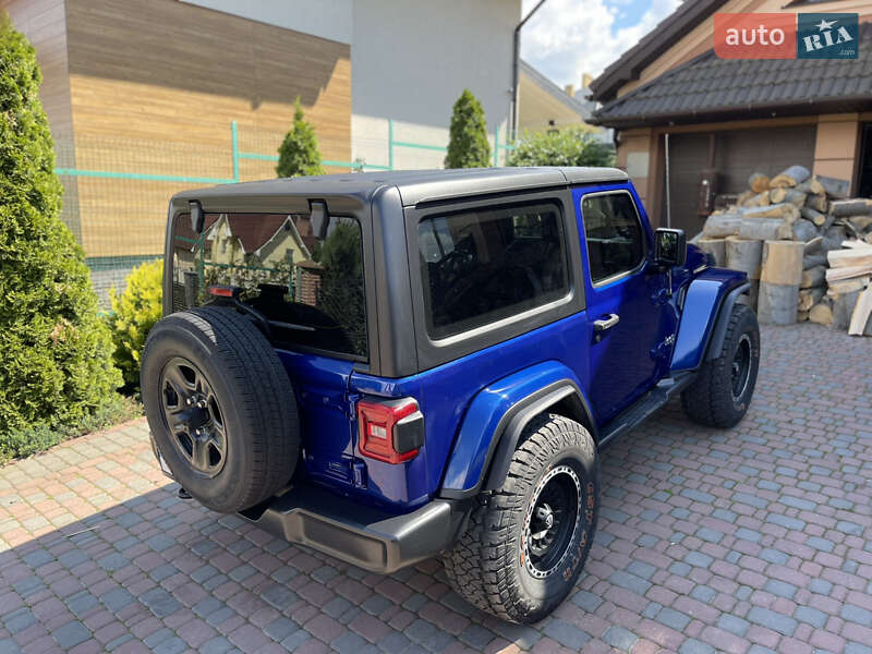 Позашляховик / Кросовер Jeep Wrangler 2018 в Чернівцях