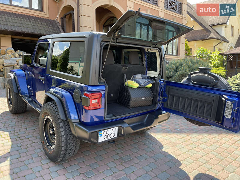 Позашляховик / Кросовер Jeep Wrangler 2018 в Чернівцях