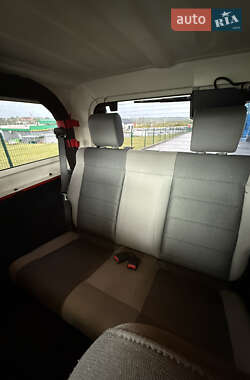 Внедорожник / Кроссовер Jeep Wrangler 2014 в 