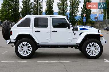 Внедорожник / Кроссовер Jeep Wrangler 2018 в 