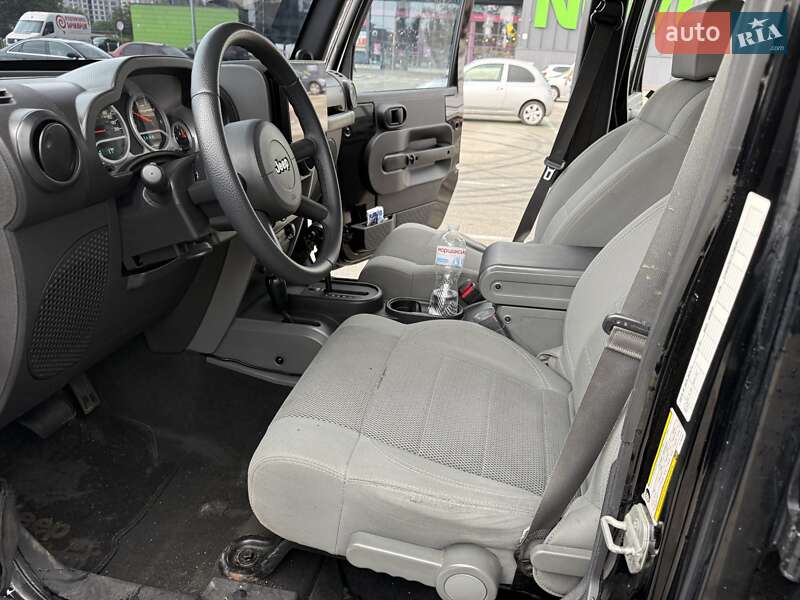 Внедорожник / Кроссовер Jeep Wrangler 2007 в Киеве