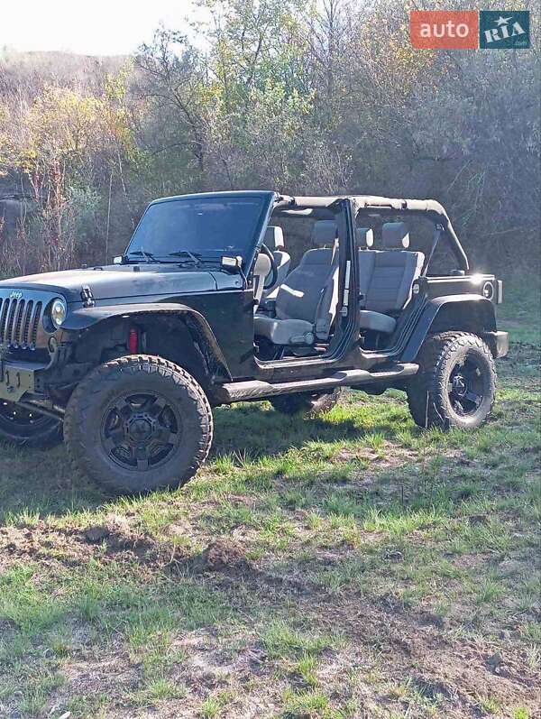 Внедорожник / Кроссовер Jeep Wrangler 2007 в Киеве