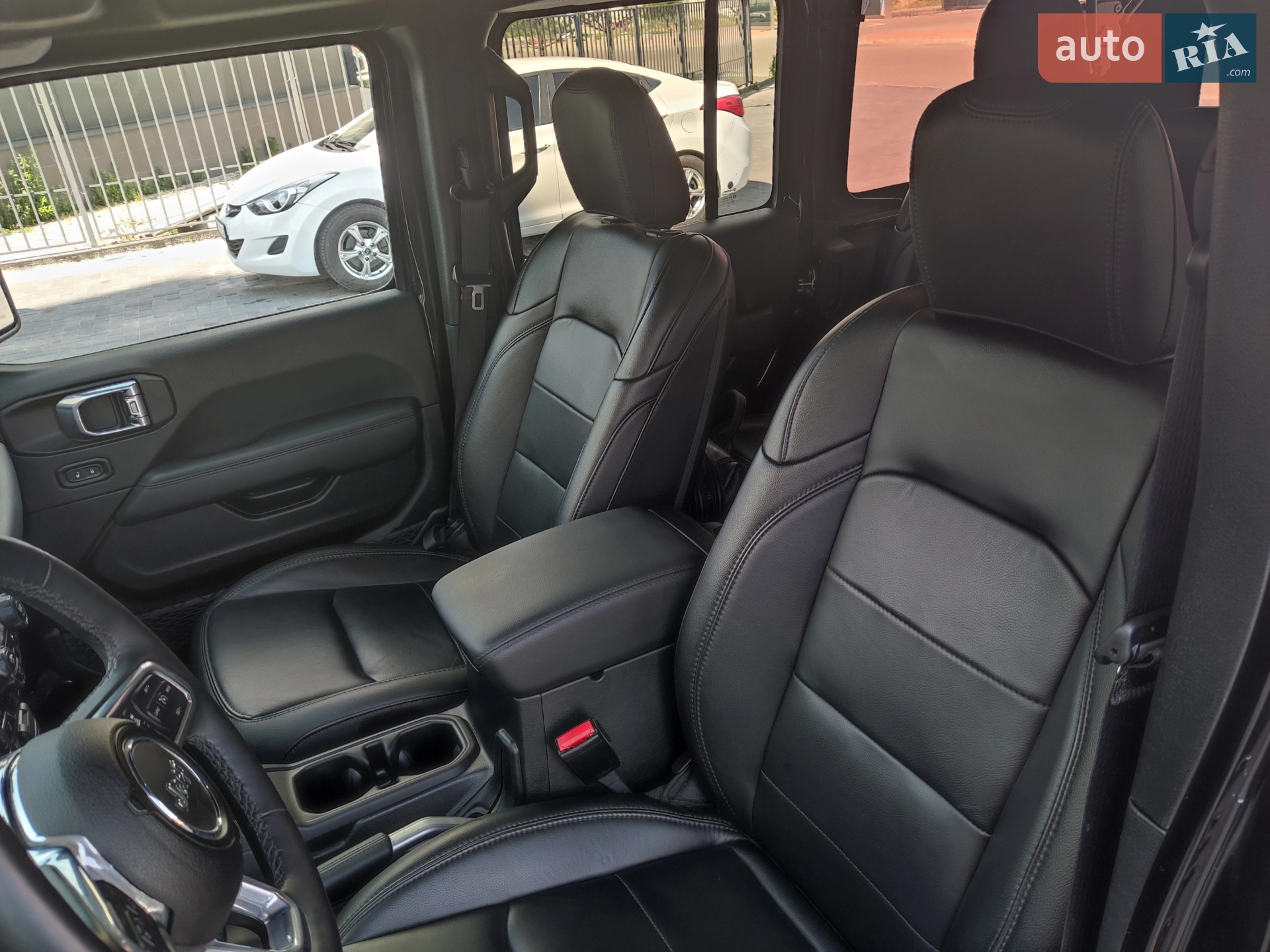 2021 Jeep Wrangler - мініатюра 14