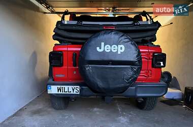 Внедорожник / Кроссовер Jeep Wrangler 2021 в 