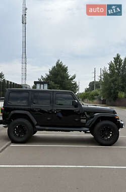 Внедорожник / Кроссовер Jeep Wrangler 2019 в 