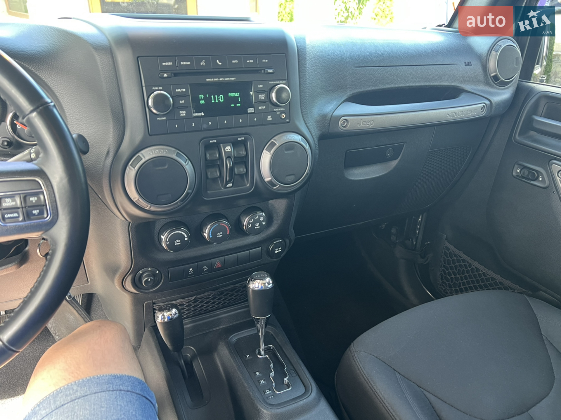 2017 Jeep Wrangler - мініатюра 14