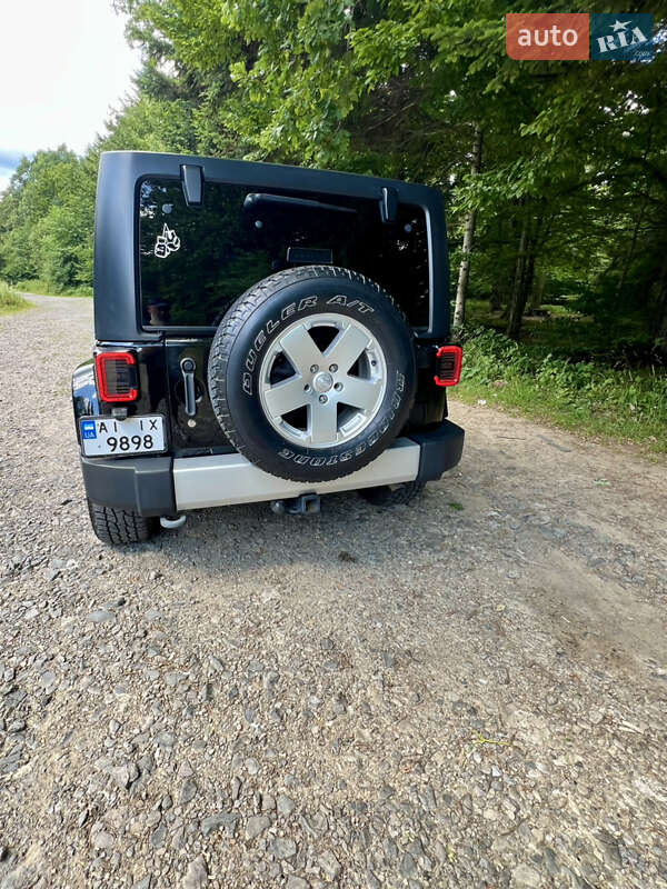 Внедорожник / Кроссовер Jeep Wrangler 2011 в Трускавце