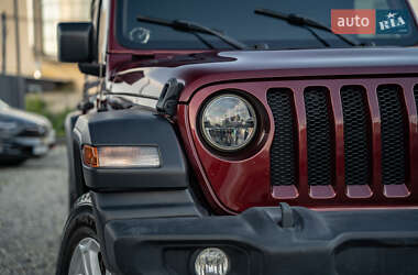 Внедорожник / Кроссовер Jeep Wrangler 2021 в 