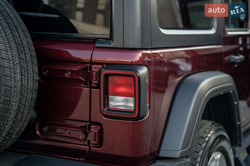 Внедорожник / Кроссовер Jeep Wrangler 2021 в Черновцах