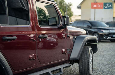Внедорожник / Кроссовер Jeep Wrangler 2021 в 