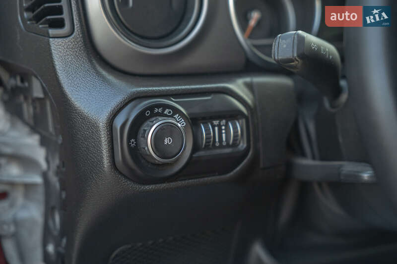 Внедорожник / Кроссовер Jeep Wrangler 2021 в Черновцах