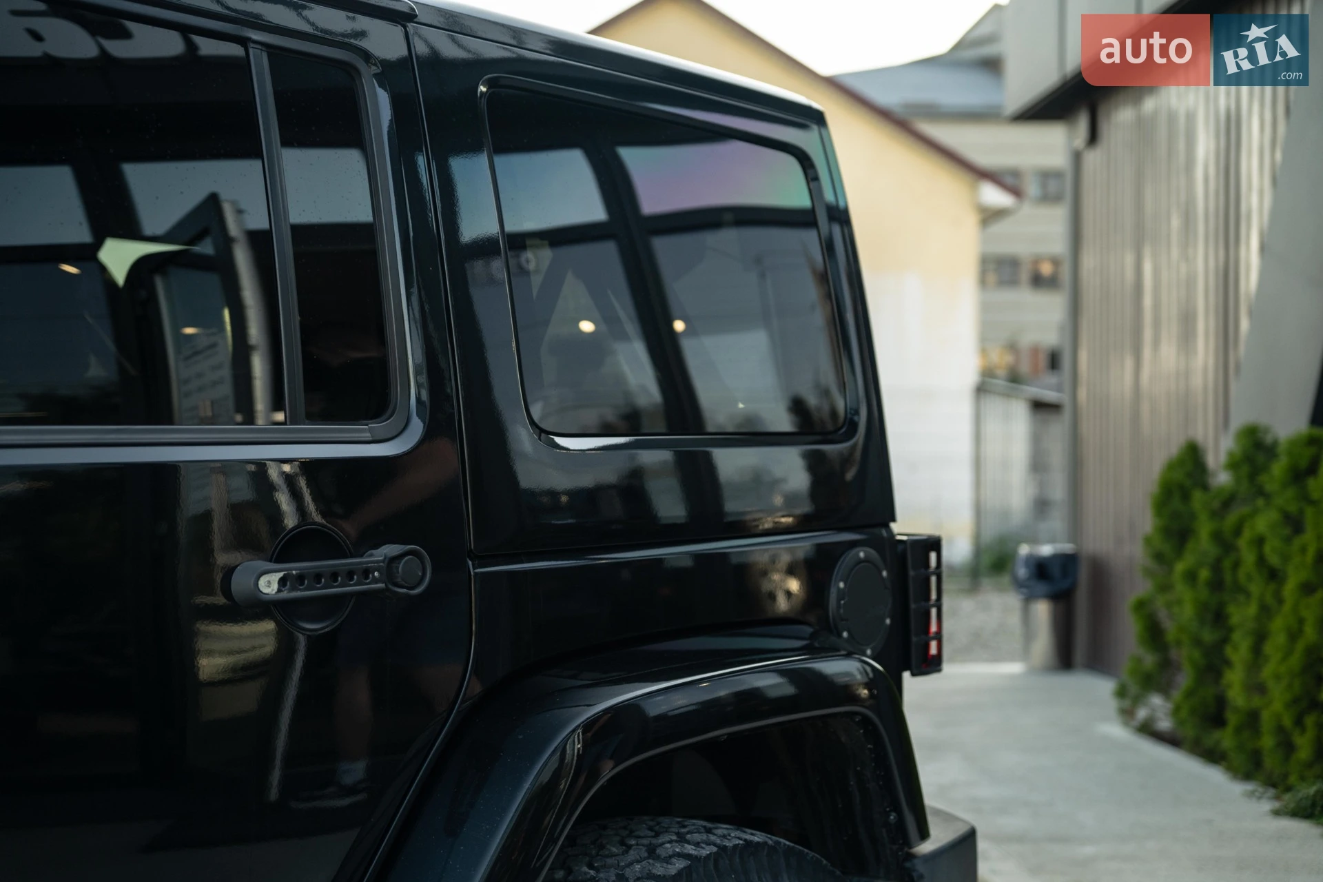 2012 Jeep Wrangler - мініатюра 23