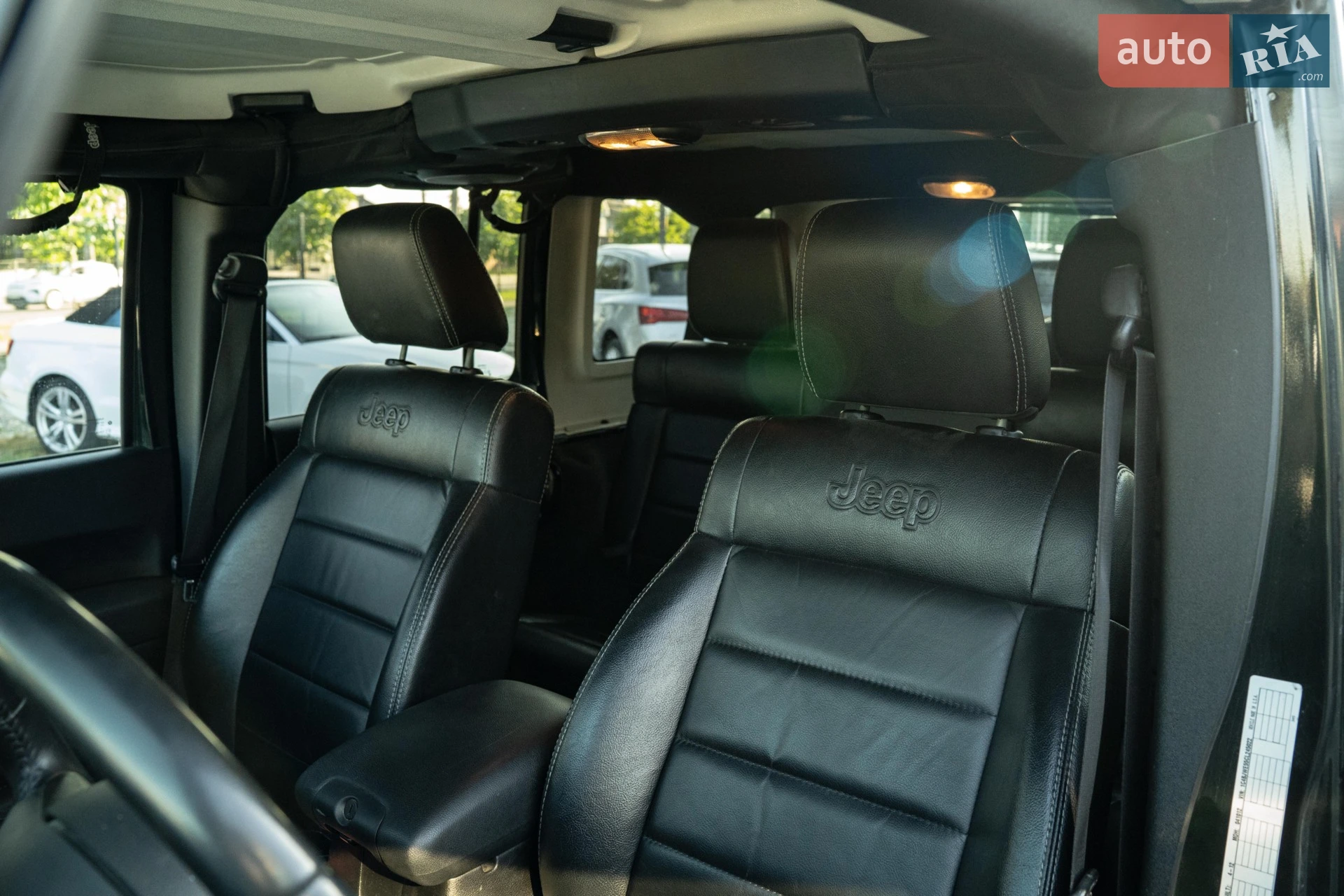 2012 Jeep Wrangler - мініатюра 43