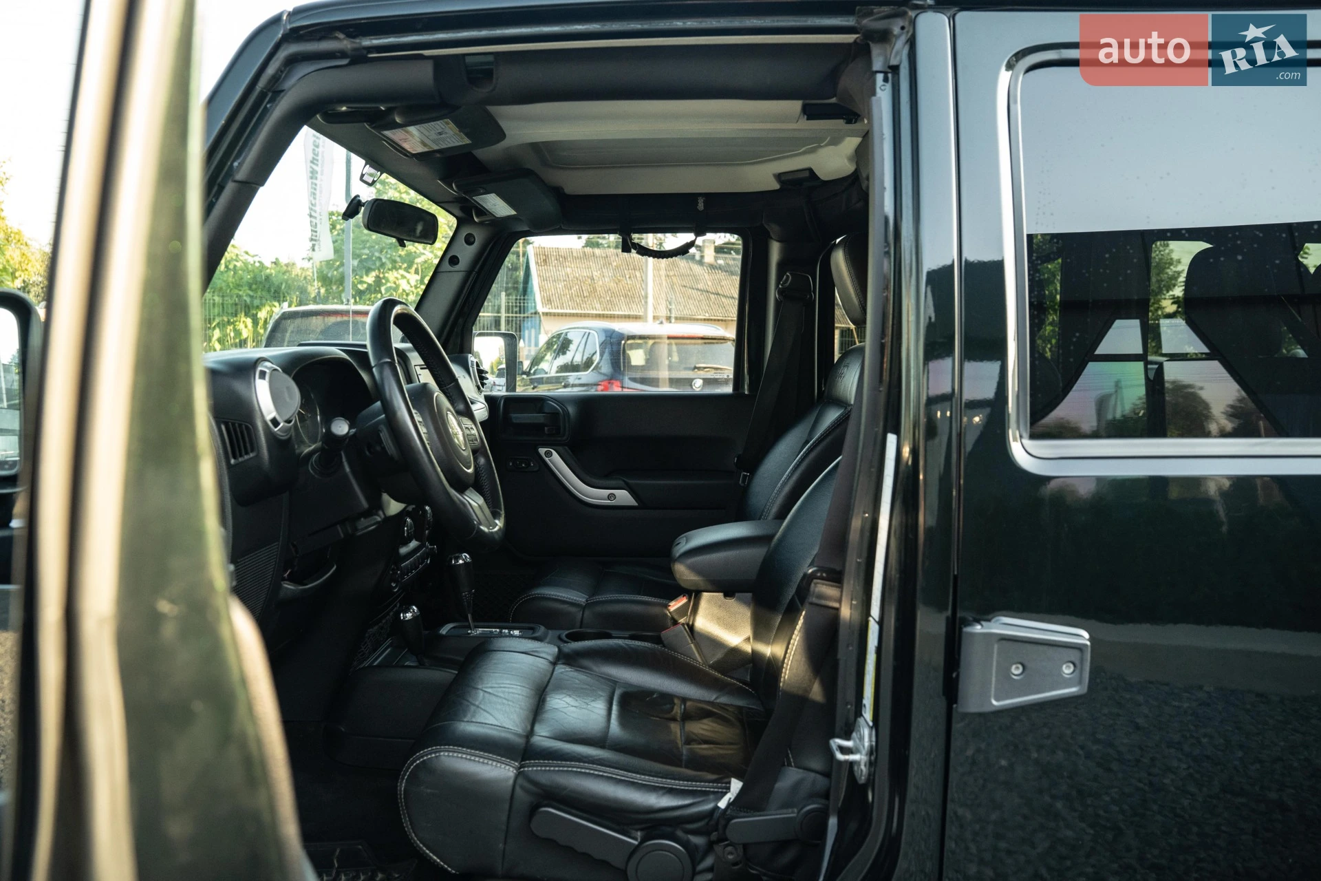 2012 Jeep Wrangler - мініатюра 28