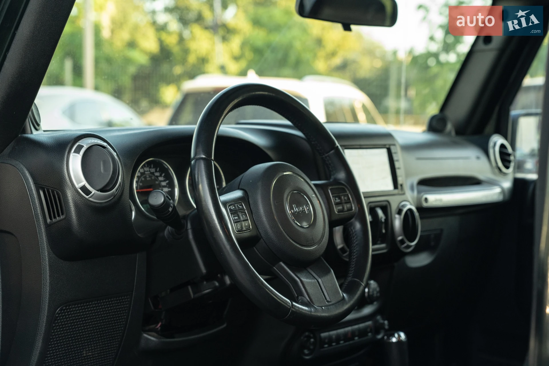 2012 Jeep Wrangler - мініатюра 29
