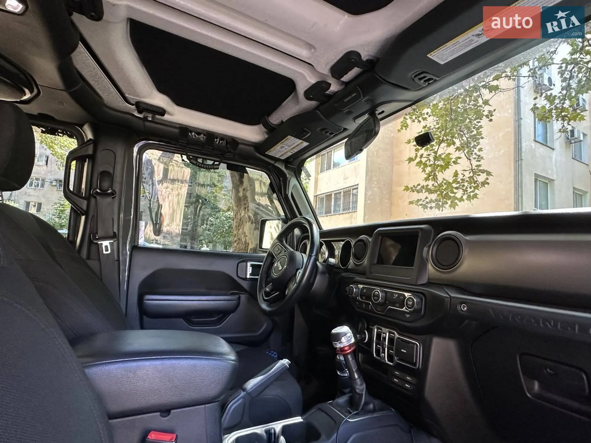 2019 Jeep Wrangler - мініатюра 25