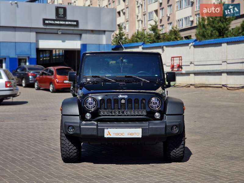 Внедорожник / Кроссовер Jeep Wrangler 2015 в Одессе фото 2 Внедорожник / Кроссовер Jeep Wrangler 2015 в Одессе