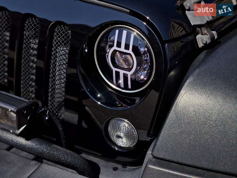 Внедорожник / Кроссовер Jeep Wrangler 2015 в Одессе фото 16 Внедорожник / Кроссовер Jeep Wrangler 2015 в Одессе