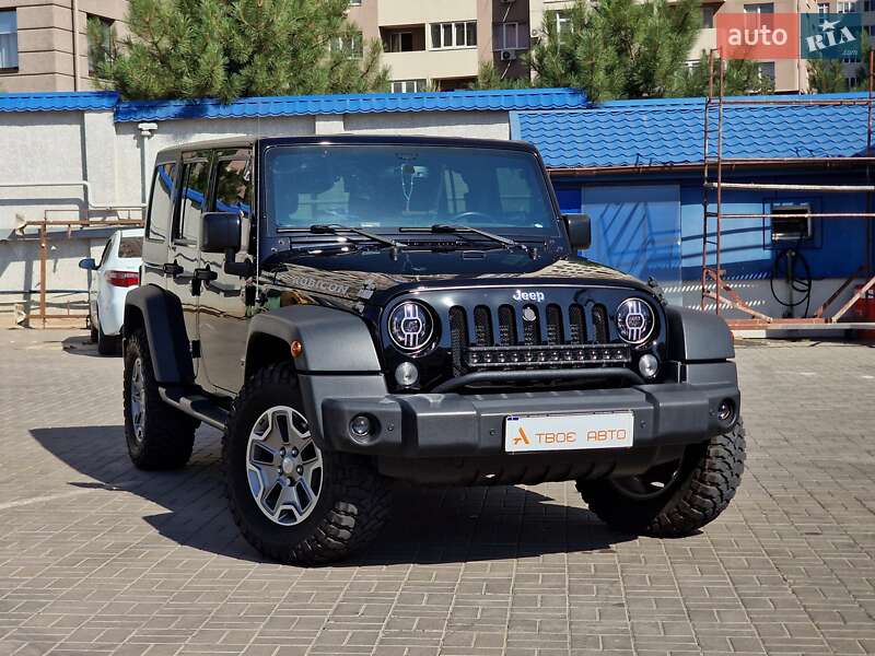 Внедорожник / Кроссовер Jeep Wrangler 2015 в Одессе фото 18 Внедорожник / Кроссовер Jeep Wrangler 2015 в Одессе