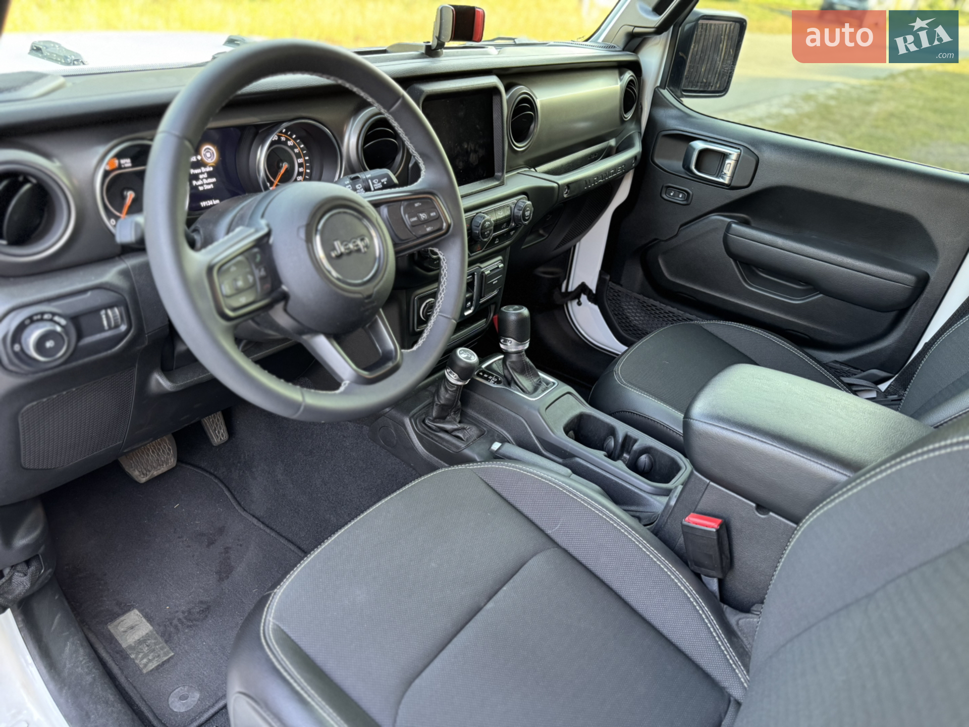 2022 Jeep Wrangler - мініатюра 13