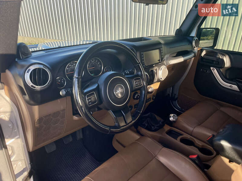 Внедорожник / Кроссовер Jeep Wrangler 2012 в Прилуках фото 10 Внедорожник / Кроссовер Jeep Wrangler 2012 в Прилуках