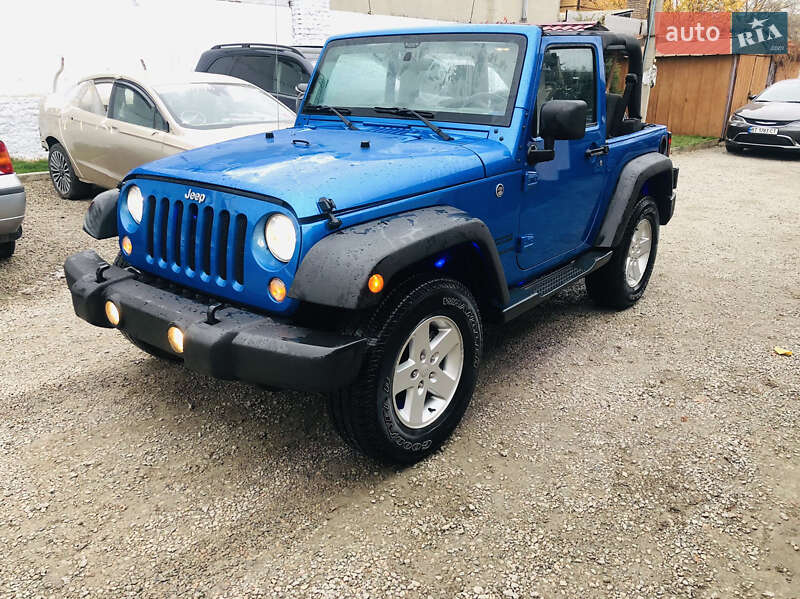 Внедорожник / Кроссовер Jeep Wrangler 2015 в Ивано-Франковске