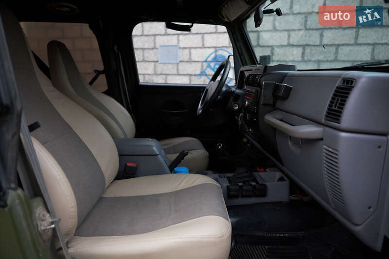 Позашляховик / Кросовер Jeep Wrangler 2000 в Києві