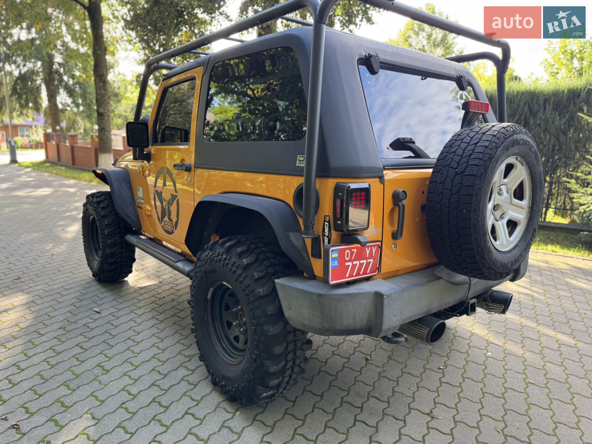 2012 Jeep Wrangler - мініатюра 15