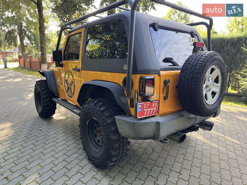 Позашляховик / Кросовер Jeep Wrangler 2012 в Сваляві фото 8 Позашляховик / Кросовер Jeep Wrangler 2012 в Сваляві