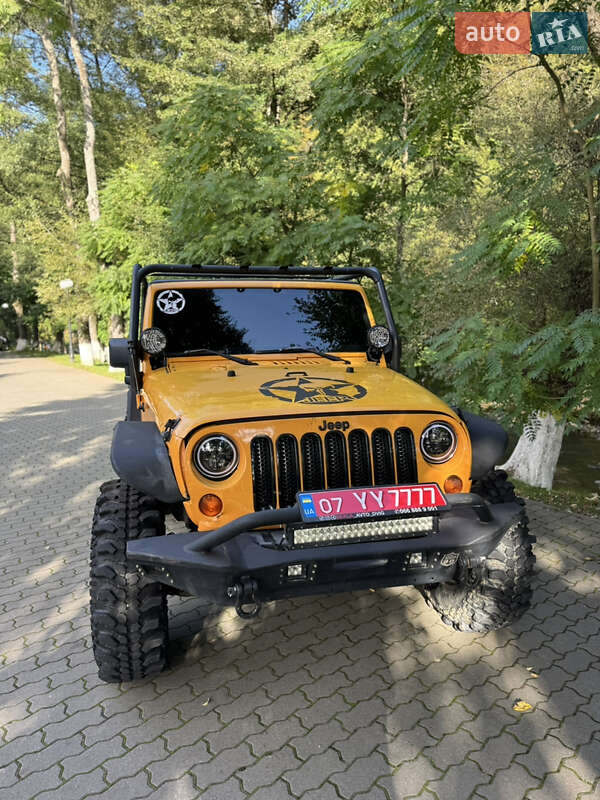 Позашляховик / Кросовер Jeep Wrangler 2012 в Сваляві фото 15 Позашляховик / Кросовер Jeep Wrangler 2012 в Сваляві