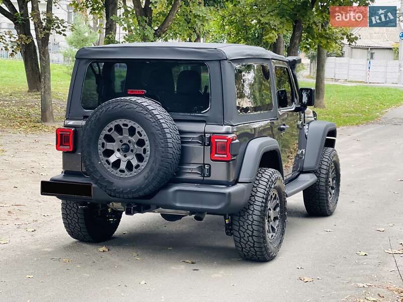 Внедорожник / Кроссовер Jeep Wrangler 2021 в Киеве
