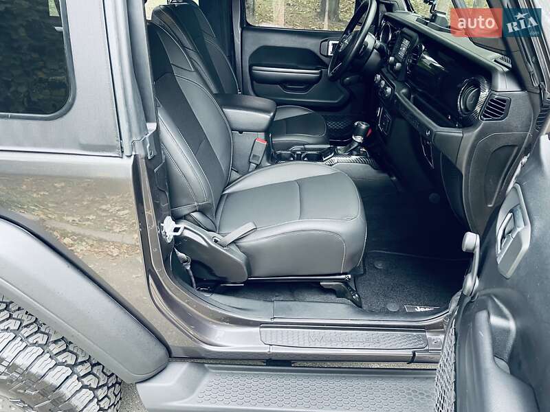 Внедорожник / Кроссовер Jeep Wrangler 2021 в Киеве