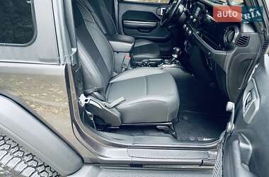 Внедорожник / Кроссовер Jeep Wrangler 2021 в 