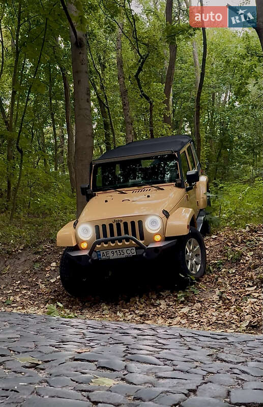 Позашляховик / Кросовер Jeep Wrangler 2013 в Києві фото 5 Позашляховик / Кросовер Jeep Wrangler 2013 в Києві