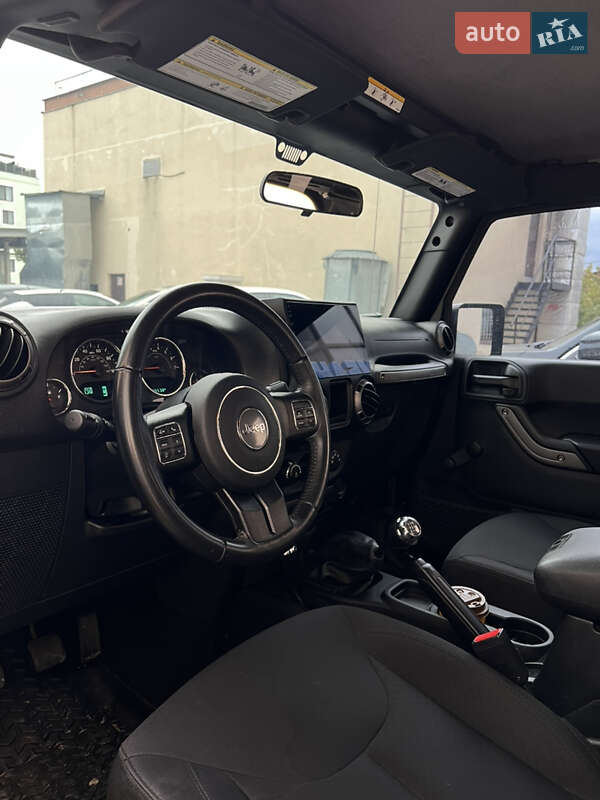 Внедорожник / Кроссовер Jeep Wrangler 2018 в Виннице фото 5 Внедорожник / Кроссовер Jeep Wrangler 2018 в Виннице