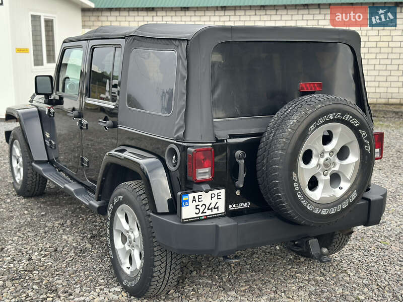 Позашляховик / Кросовер Jeep Wrangler 2013 в Бродах