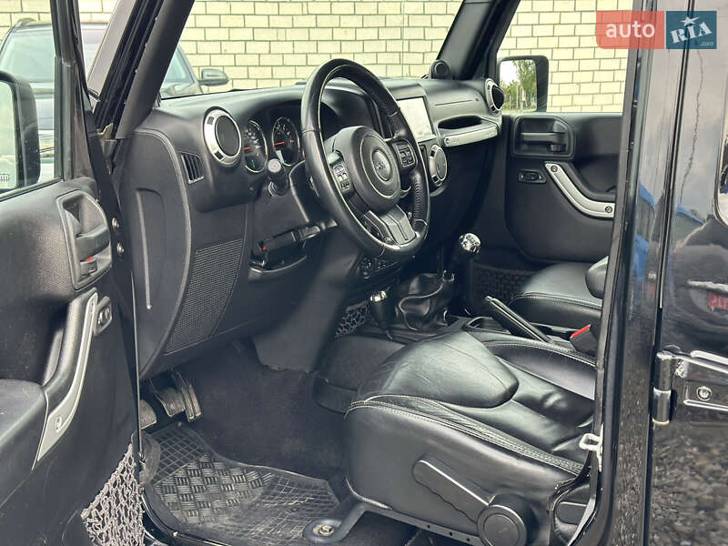 Позашляховик / Кросовер Jeep Wrangler 2013 в Бродах